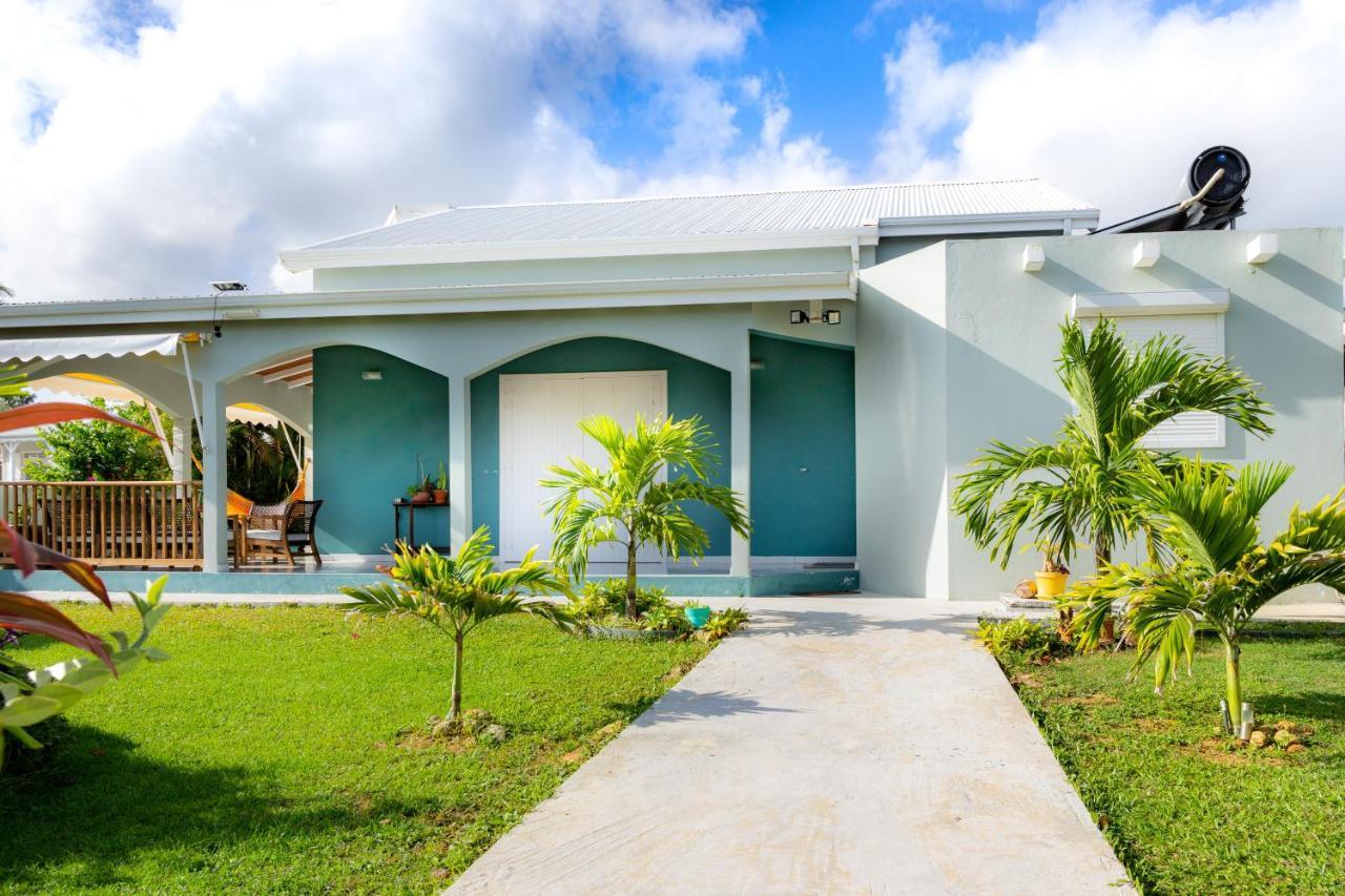 Villa L'Artist En Bord De Mer Avec Piscine Privee Sainte-Rose Zewnętrze zdjęcie