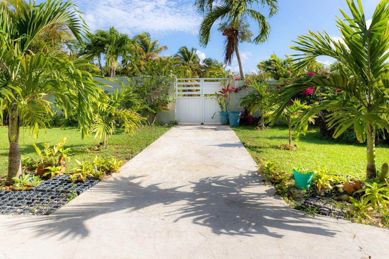 Villa L'Artist En Bord De Mer Avec Piscine Privee Sainte-Rose Zewnętrze zdjęcie