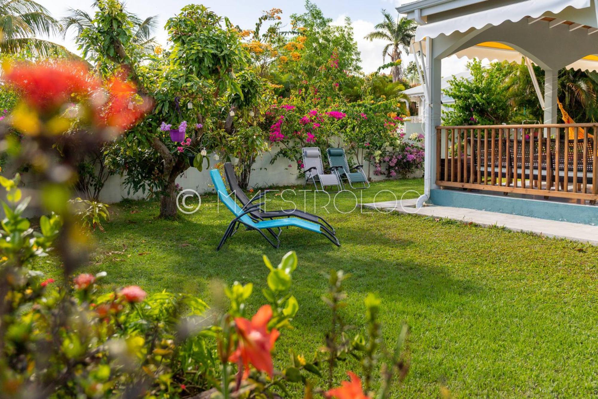 Villa L'Artist En Bord De Mer Avec Piscine Privee Sainte-Rose Zewnętrze zdjęcie