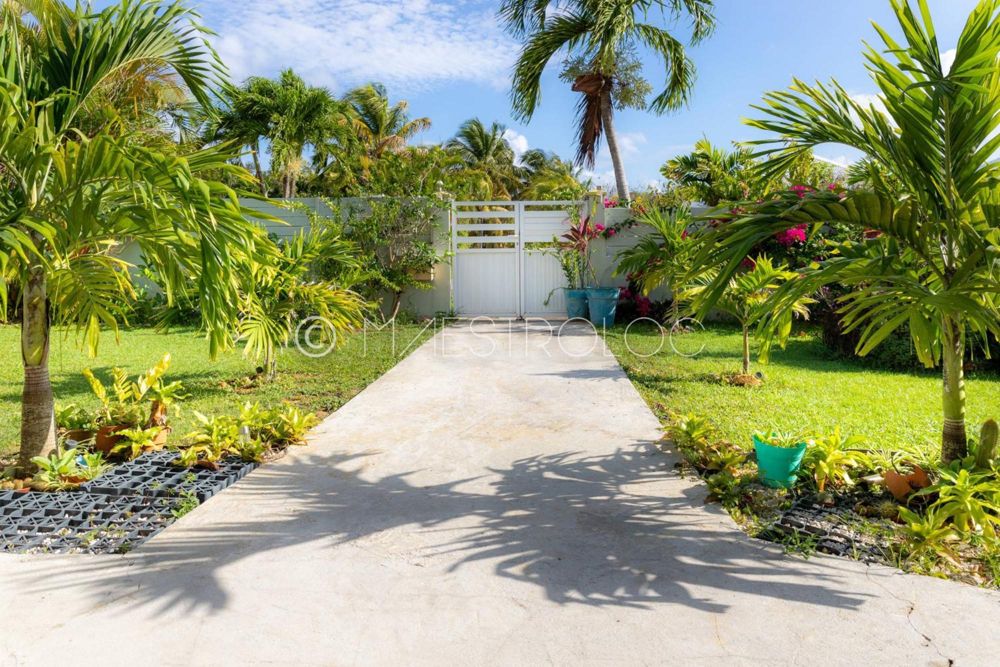 Villa L'Artist En Bord De Mer Avec Piscine Privee Sainte-Rose Zewnętrze zdjęcie