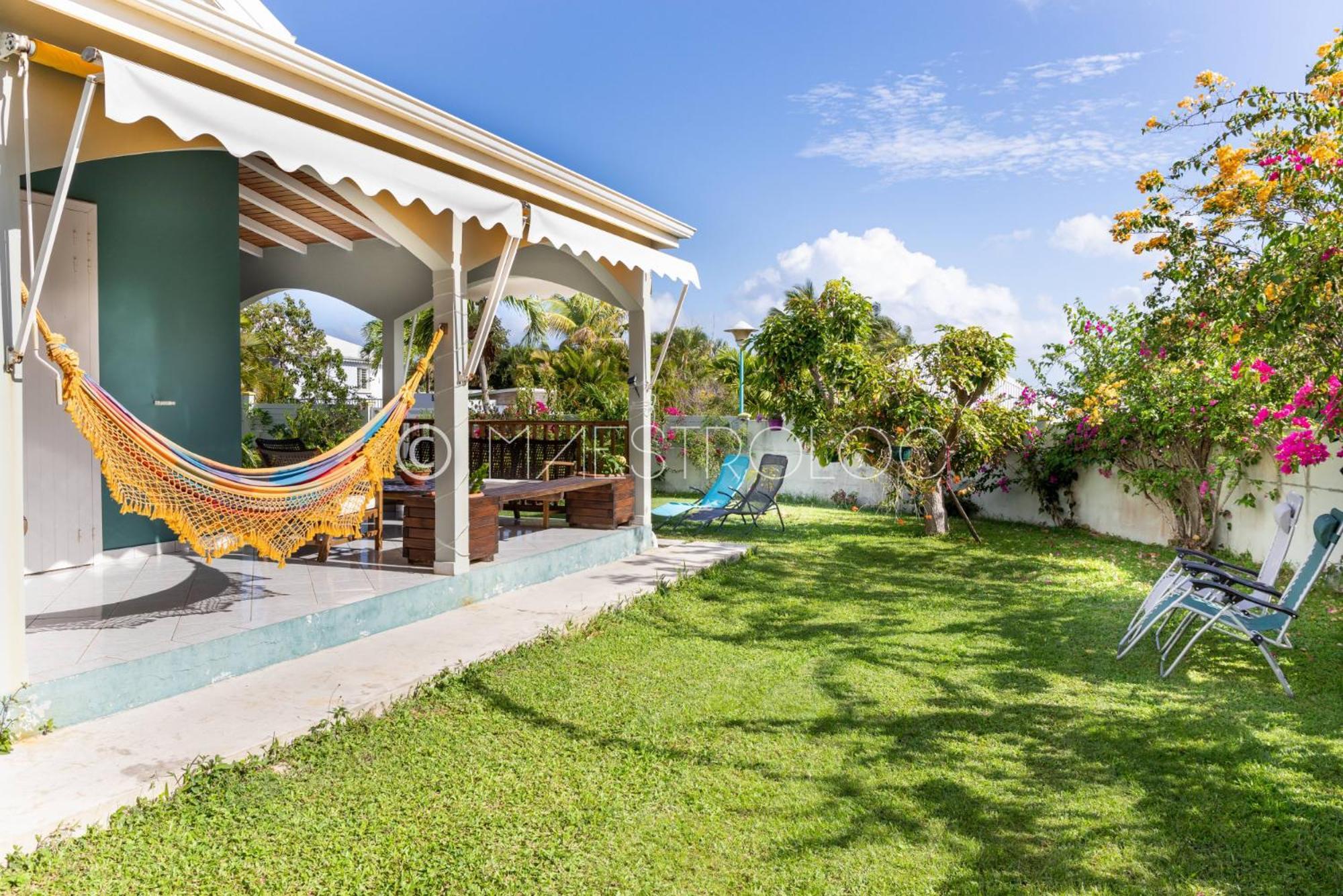 Villa L'Artist En Bord De Mer Avec Piscine Privee Sainte-Rose Zewnętrze zdjęcie